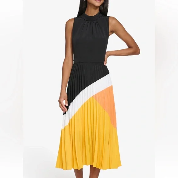 open lace back dress Pleated knit dress | Skipper Blue | Women | KARL LAGERFELD main image 1